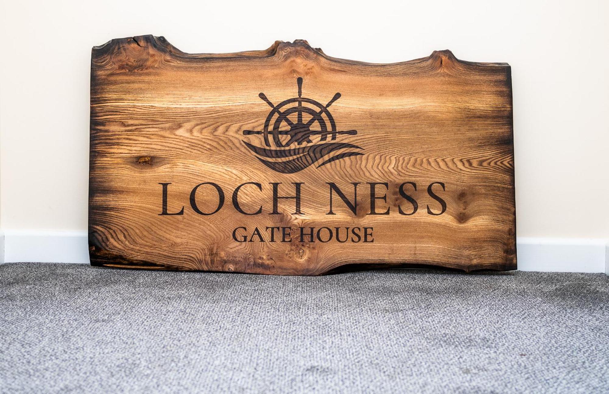 Loch Ness Gate House Hotel Fort Augustus Exterior photo