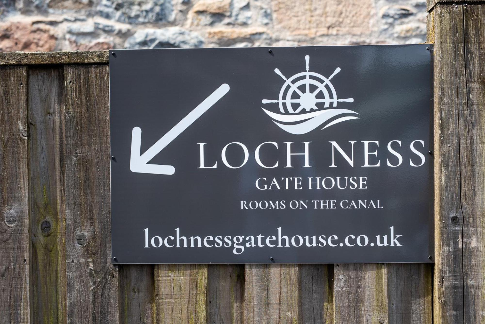 Loch Ness Gate House Hotel Fort Augustus Exterior photo