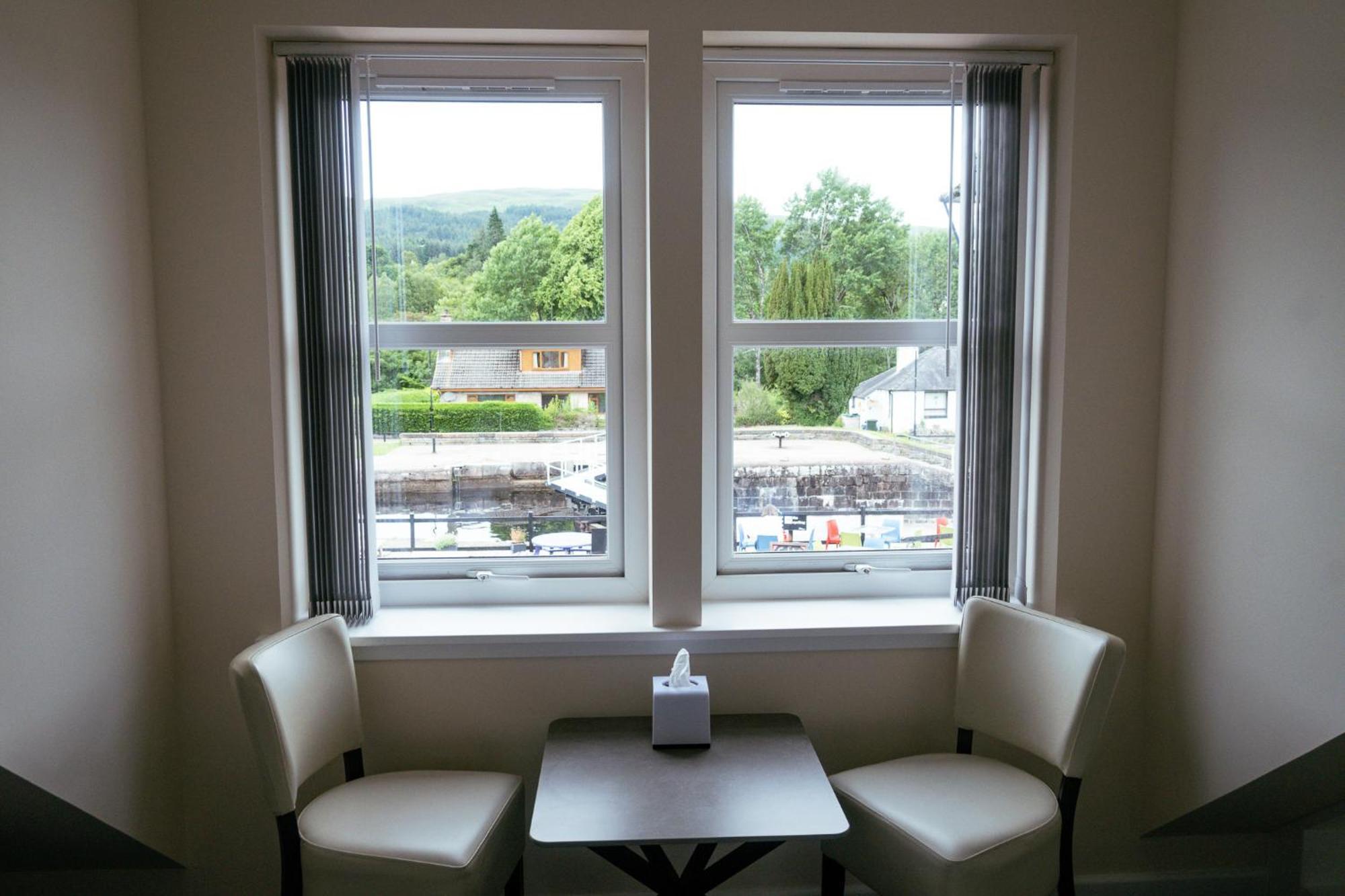 Loch Ness Gate House Hotel Fort Augustus Exterior photo